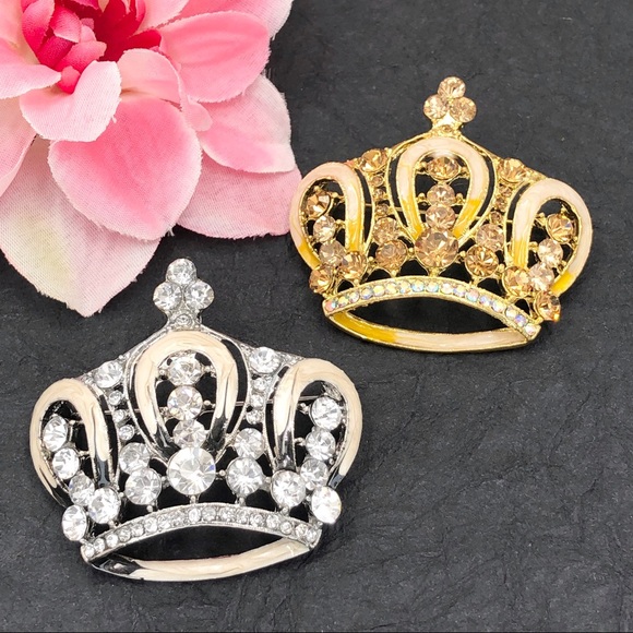 Large Enamel Painted Rhinestone Bling Crown Pin - Picture 1 of 4